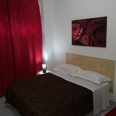 Rooms Center Wolf - Matrimoniale E Comunicanti Matera Zewnętrze zdjęcie