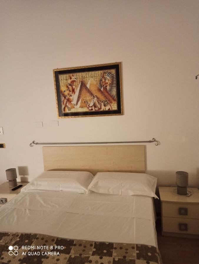 Rooms Center Wolf - Matrimoniale E Comunicanti Matera Zewnętrze zdjęcie